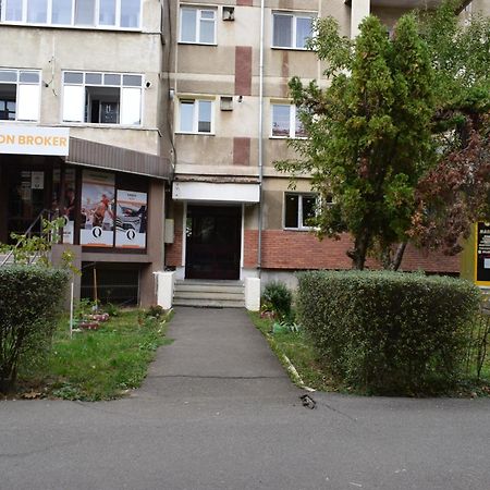 Apartament Modest Traian Rhbm Baia Mare Esterno foto